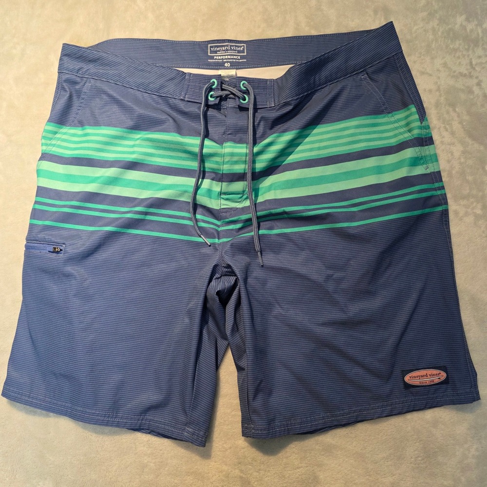 Vineyard Vines Mens Performance Board Shorts Size 40 SWIM Trunks Green Striped‎